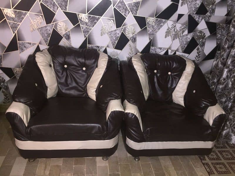 7 seater sofa set and center table 1