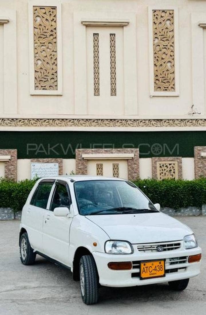 Daihatsu Cuore 2010 1