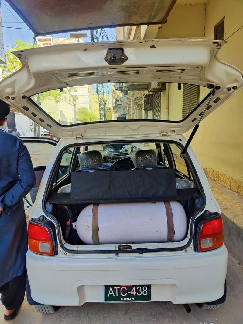 Daihatsu Cuore 2010 4