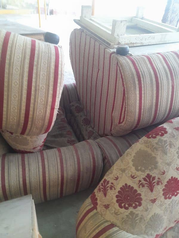 6 seaters sofa set 0