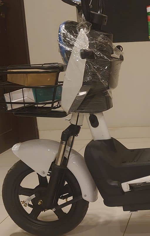 Electric Scooty Urgent For Sale | Scooty In Bikes | Scooty Scooters 3