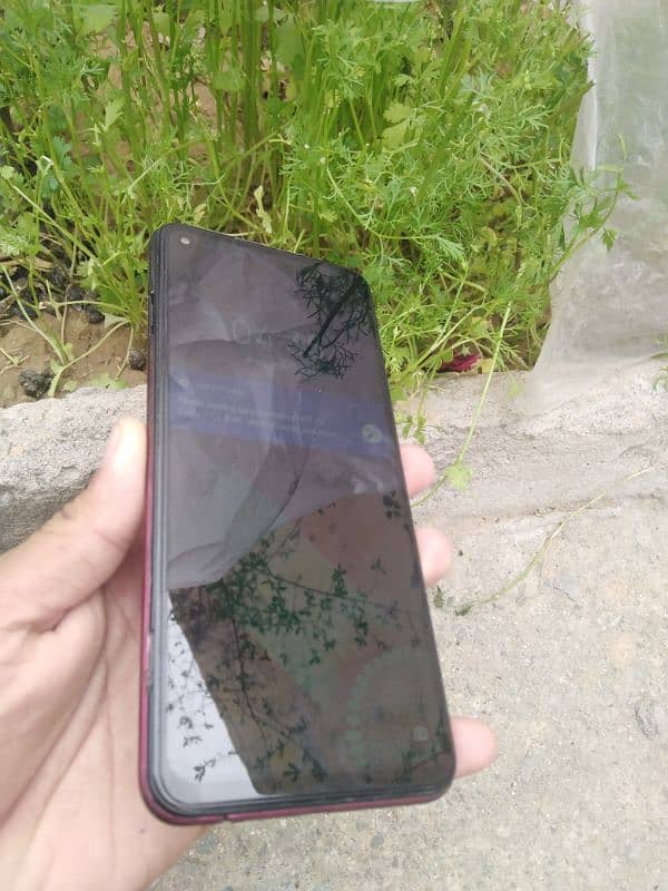 Hot 10 Pta but Signal issue, Camera  Back not working (Kotha Swabi) 1