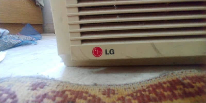 For Sale: LG Window AC - 1.5 Ton (Used) 3