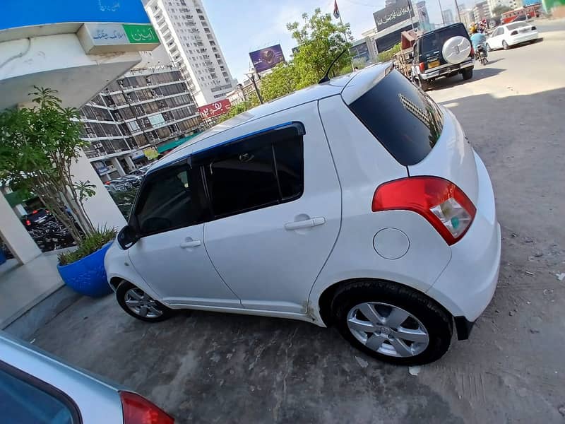 Suzuki Swift DLX Automatic 1.3 Navigation 2018 9