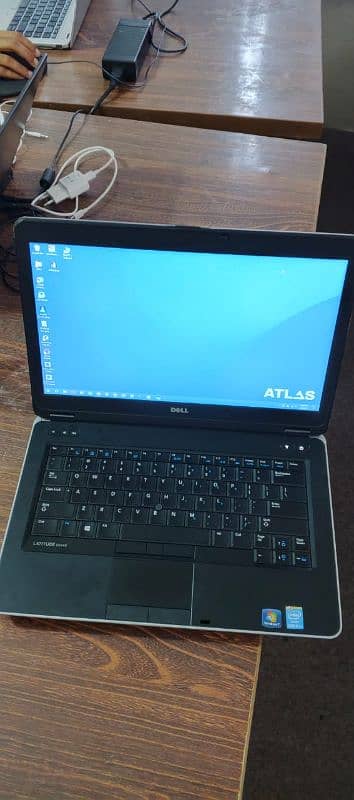 Dell latitude E6440 Laptop i7 4th generation. 2