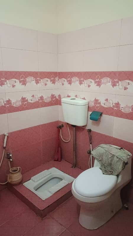 Triple Storey 2.5 Marla House In Shalimar Calony F Block Gulshan E Ravi 38