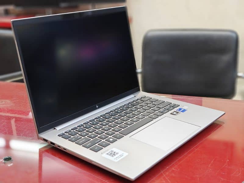HP ZBook Firefly14 G9 Intel  i7-1260P 12th Gen| 16GB DDR5  | 512GB SSD 1
