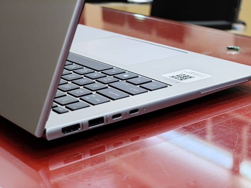 HP ZBook Firefly14 G9 Intel  i7-1260P 12th Gen| 16GB DDR5  | 512GB SSD 6