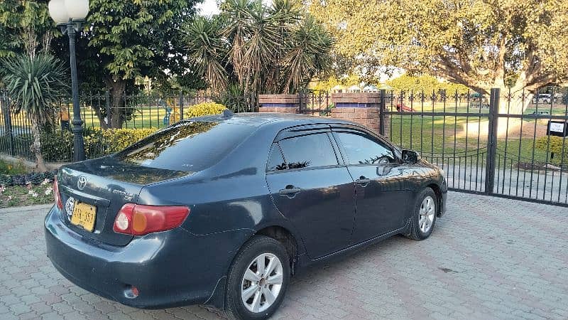 Toyota Corolla GLI 2010 1