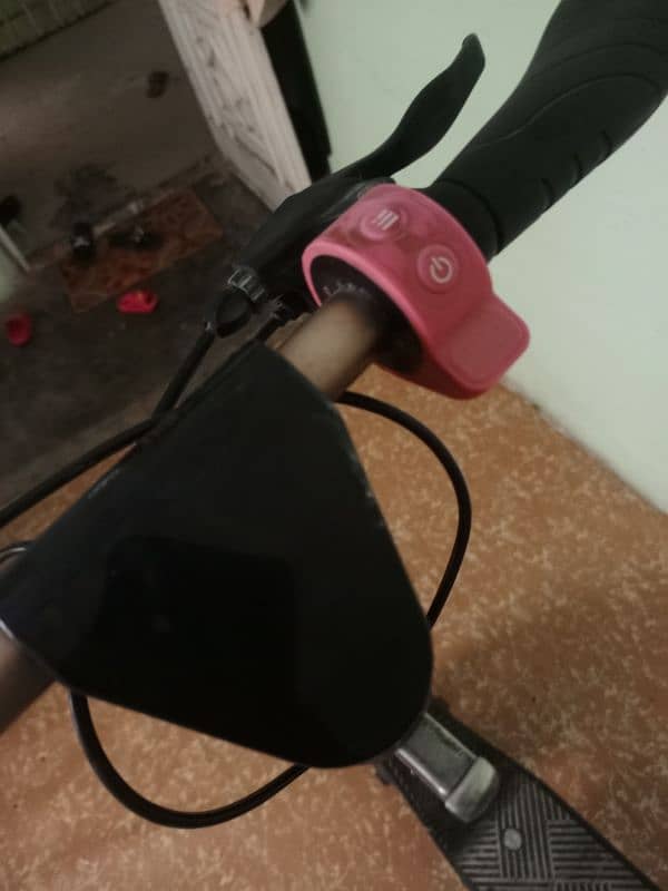 electric scooty 0