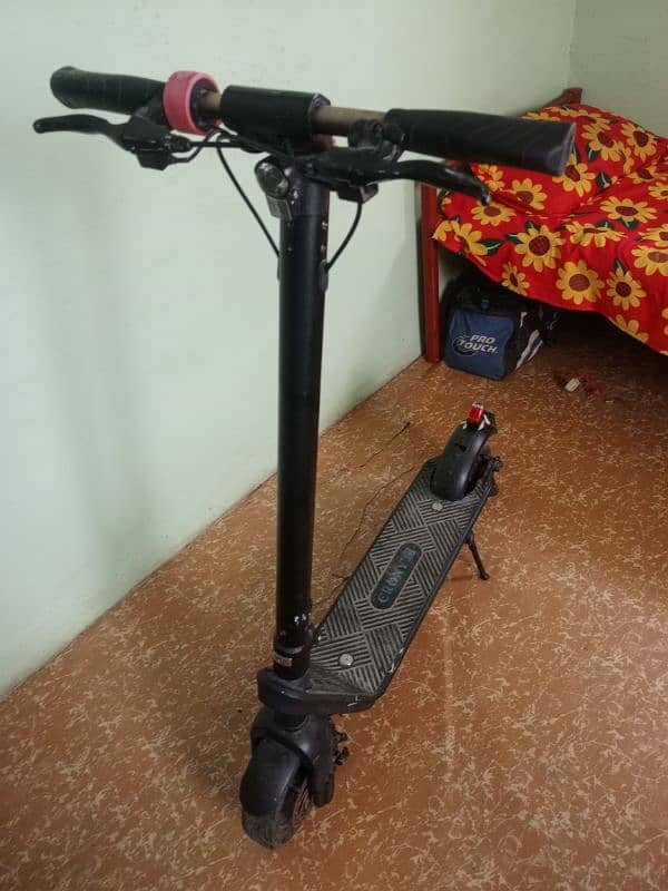electric scooty 1