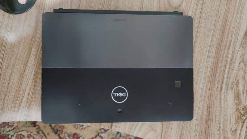 Dell latitude 5290.2 in 1 touch screen  laptop & Tablet 6