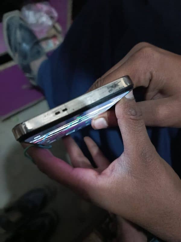 infinx note 30 10/10 condition 16/256 5