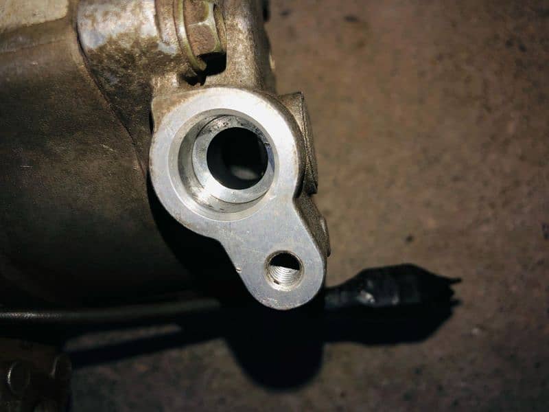 terios kid ac compressor 4