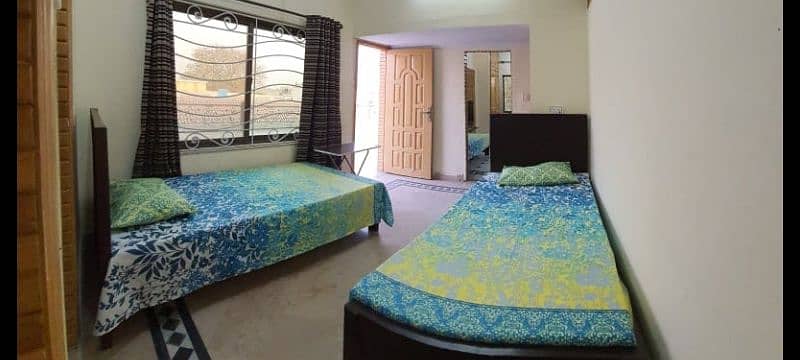 paying guest rooms for Female only 6
