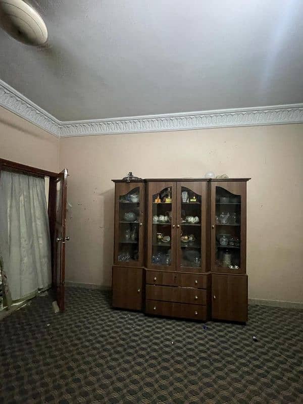 Lasani original wood showcase 1