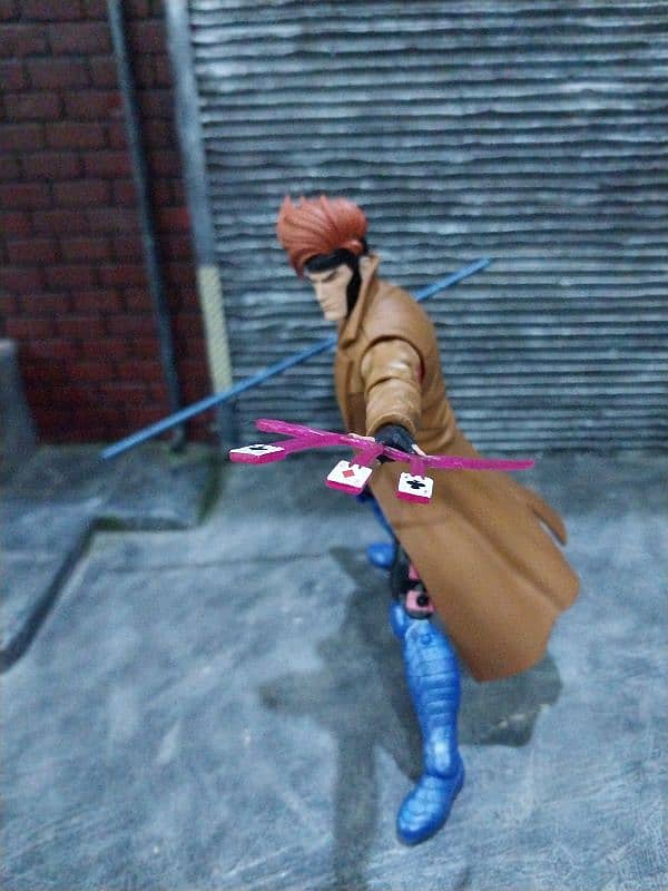 marvel legends ogambit action figure 2