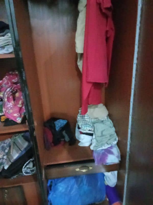 wardrobe 3 door all detachable 3