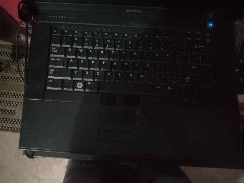 Dell window 7           4GB Ram. Working Good. 4