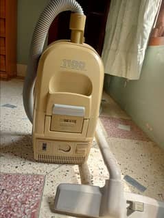vacuum cleaner