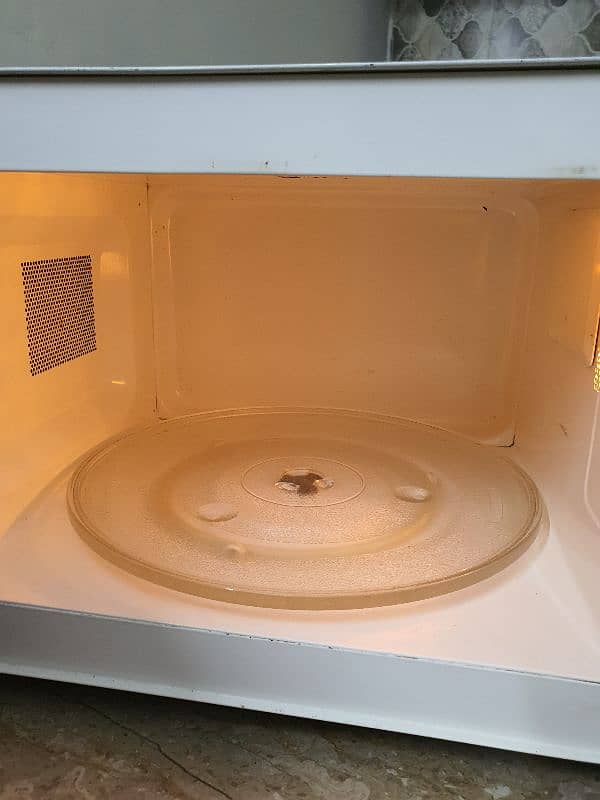 National japani microwave oven 1