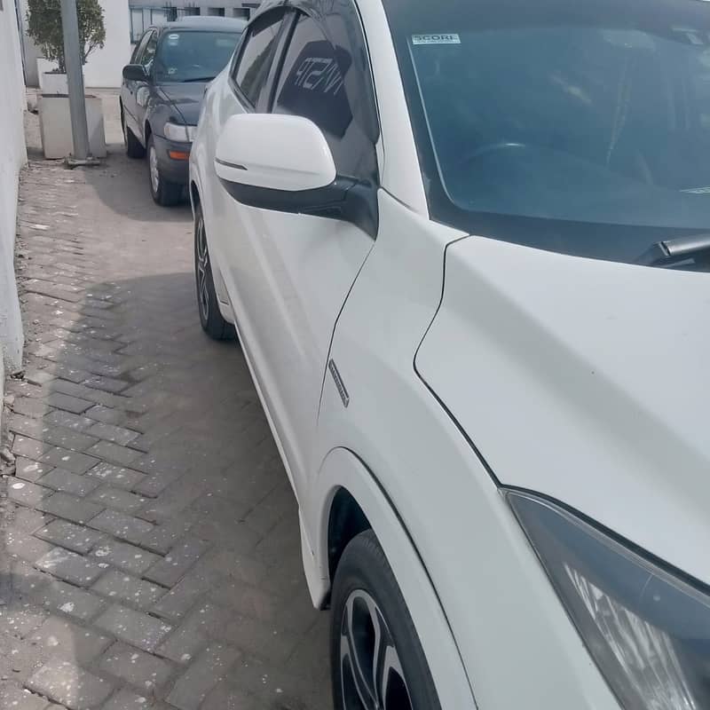 Honda Vezel 2014 Z sensing 3
