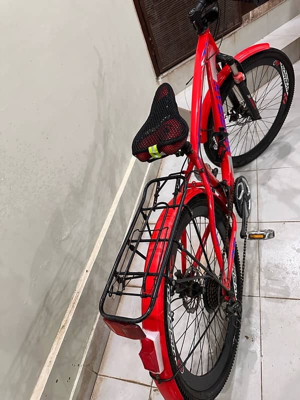 2024 bicyle (gear) with black rims 3