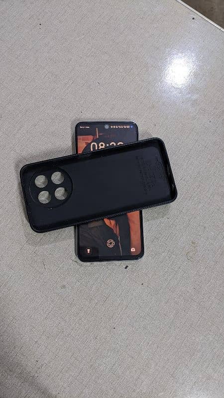 10 by 10 only 2 month used complet box 2