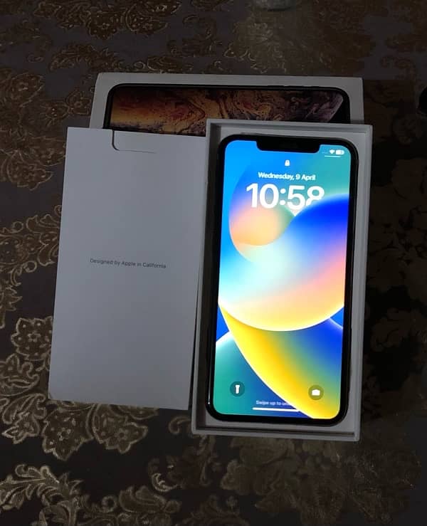 IPhone XS Max With Box 2