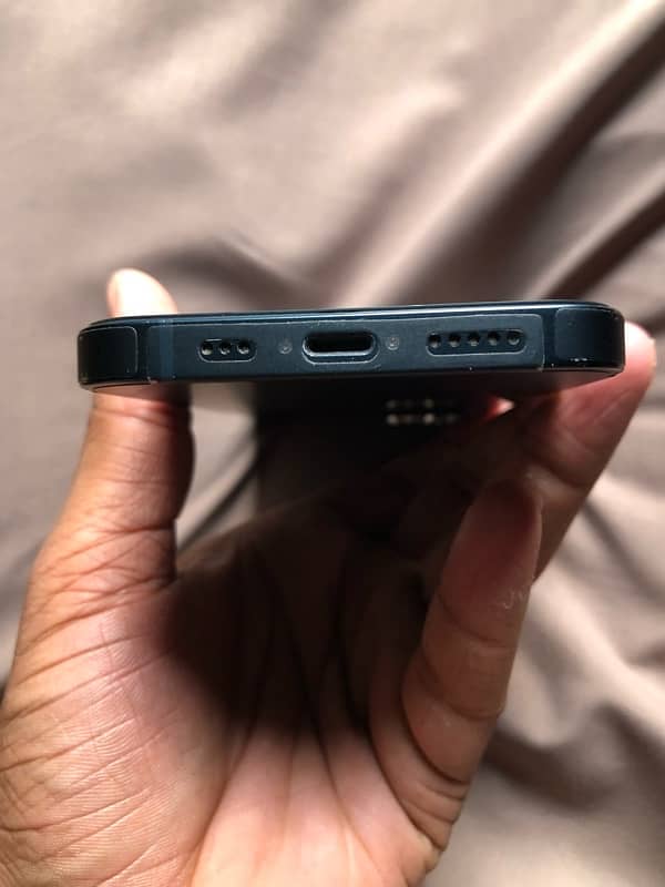 Iphone 13 JV (Midnight) 4