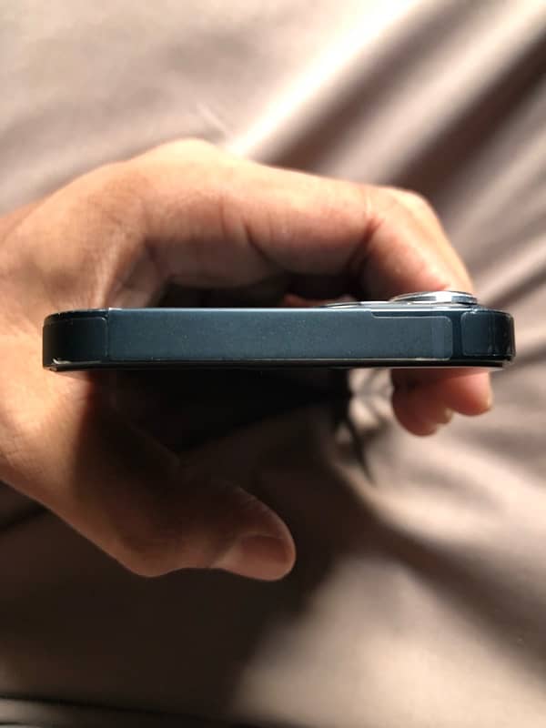 Iphone 13 JV (Midnight) 5