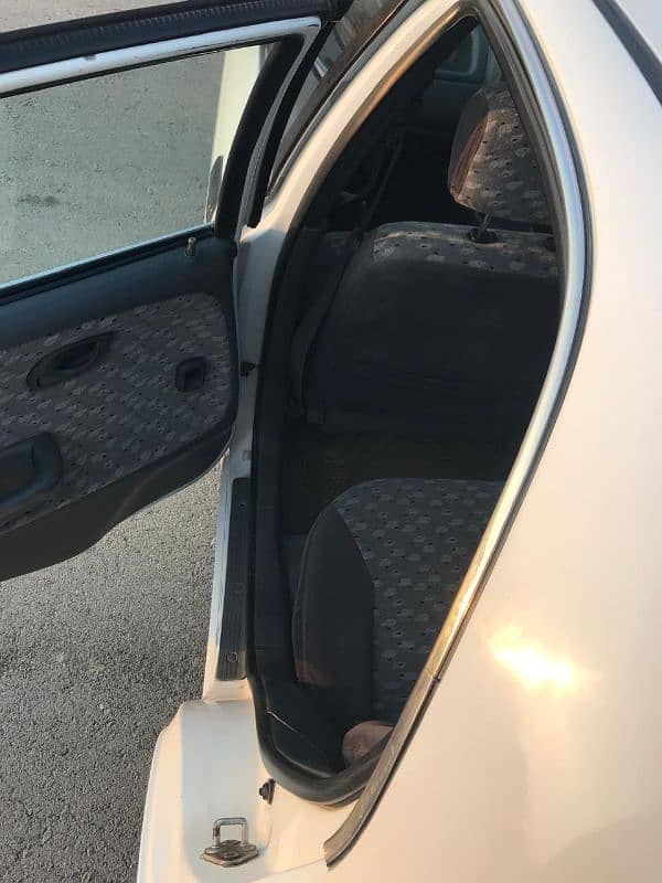 Suzuki Baleno 2002 10