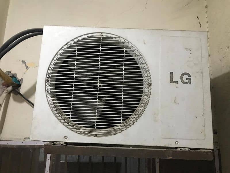 2 ac hain 1.5 ton 38000+40000 1
