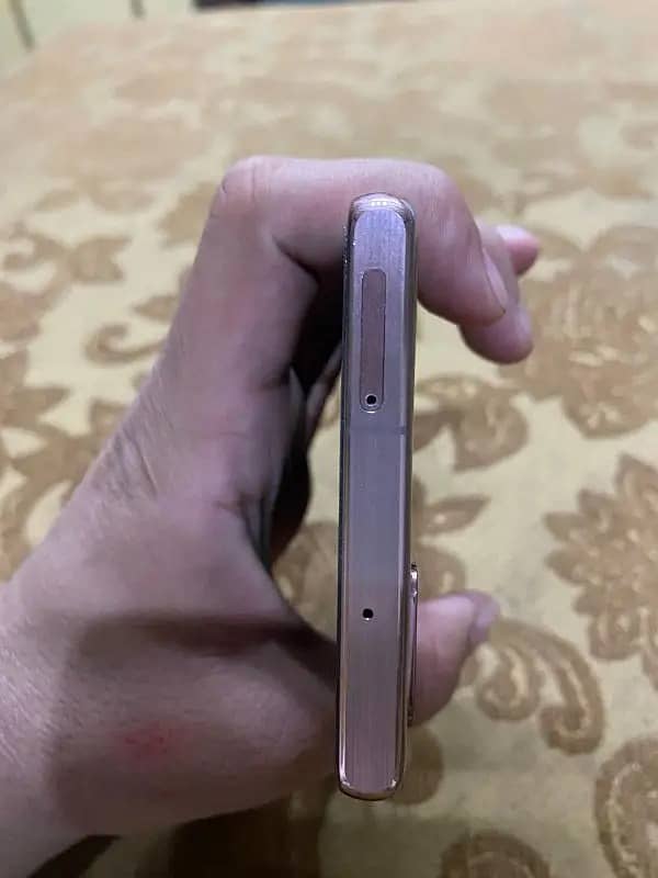 Samsung Mobile Note 20 6