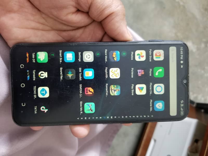 Tecno Spark 8C 5