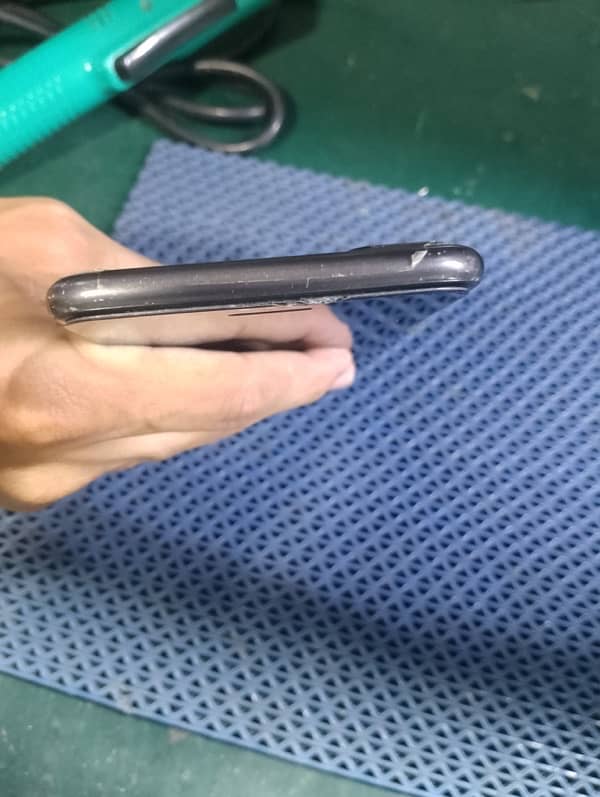 IPHONE 7plus NON-PTA 128GBI 3