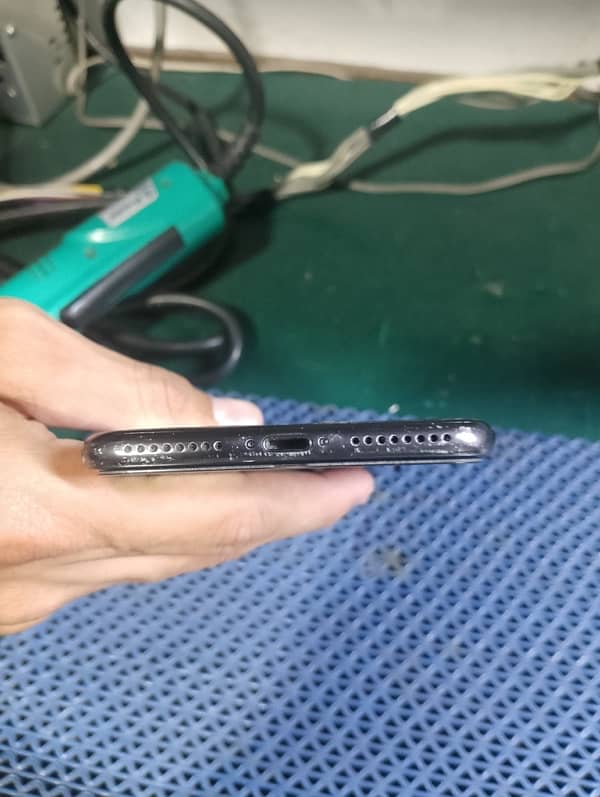 IPHONE 7plus NON-PTA 128GBI 4