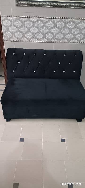 new condition 4 pice 0