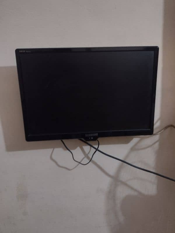 Samsung and Dell Lcd 1