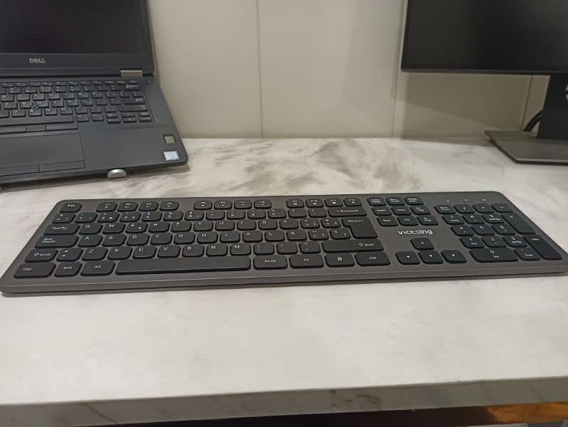 Wireless rechargeable Keyboard 2