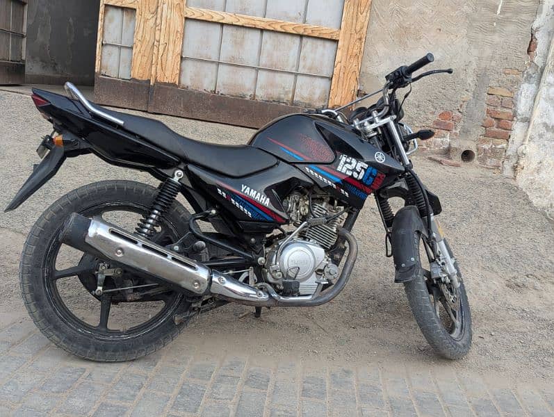YAMAHA YBR G 23 MODEL 3