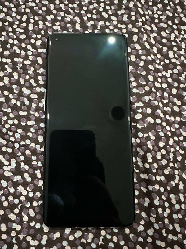 One Plus 9 Pro 12/256 With Original Charger 1