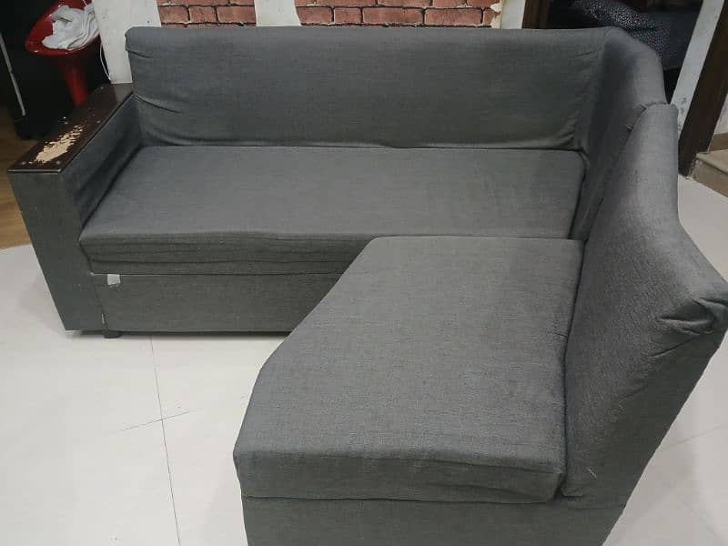 L shape sofa 0