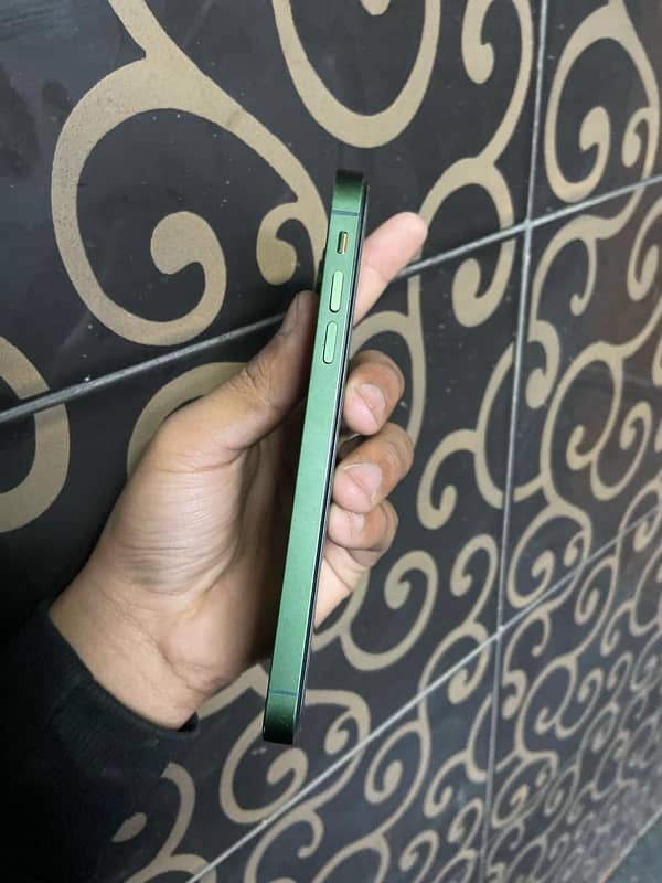 iphone xr converted 13 pro NON pta 3