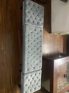 4 seater