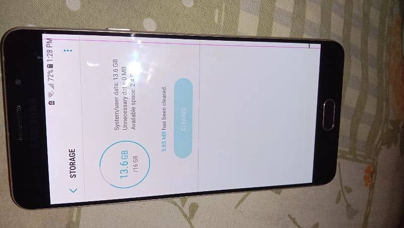 Samsung Galaxy A7 10 4