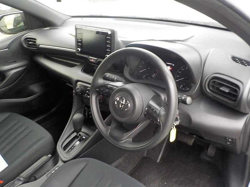 Toyota Yaris 2022 6