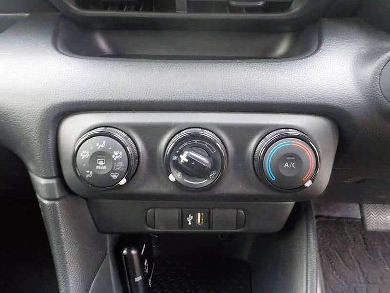 Toyota Yaris 2022 8