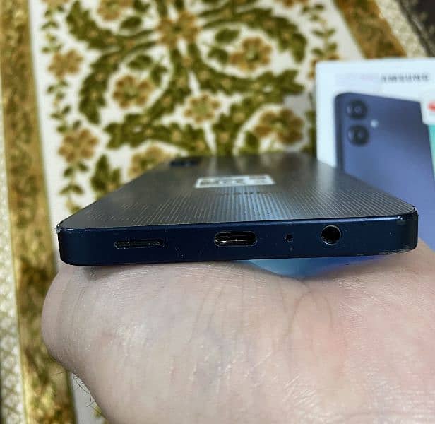 Samsung A06 4