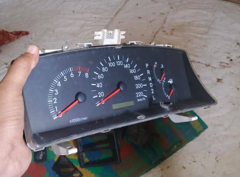 Corolla saloon new meter 0
